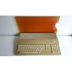 ? ATARI 1040ST F Computer met beschermkap