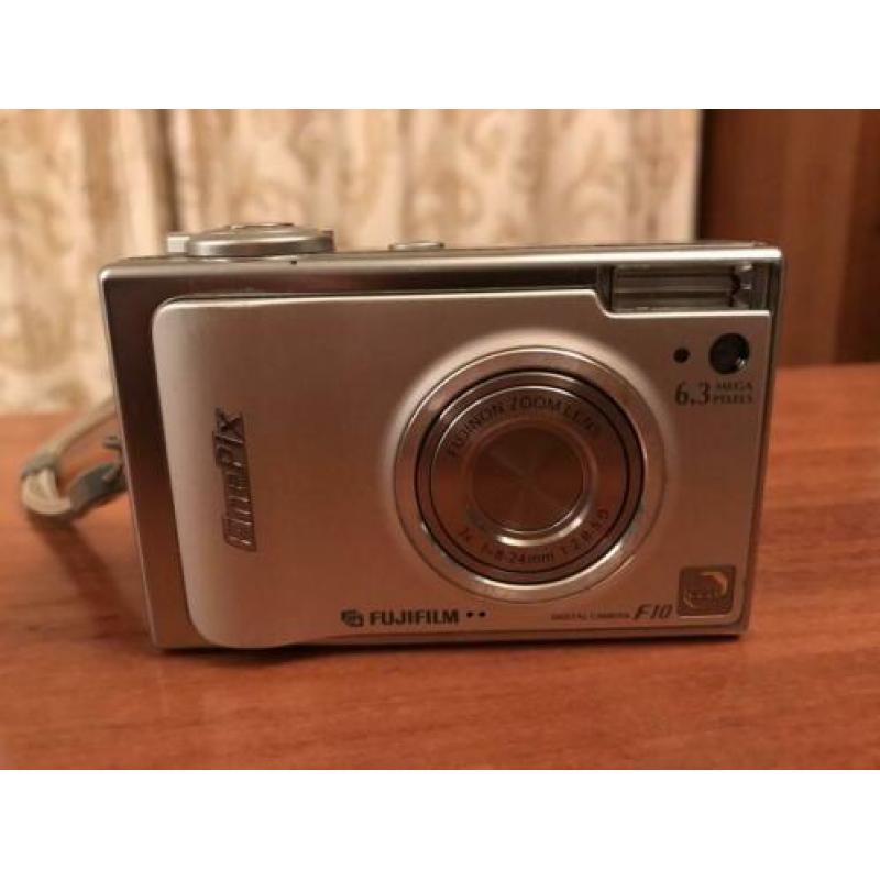 Fujifilm Finepix F10 digitale camera