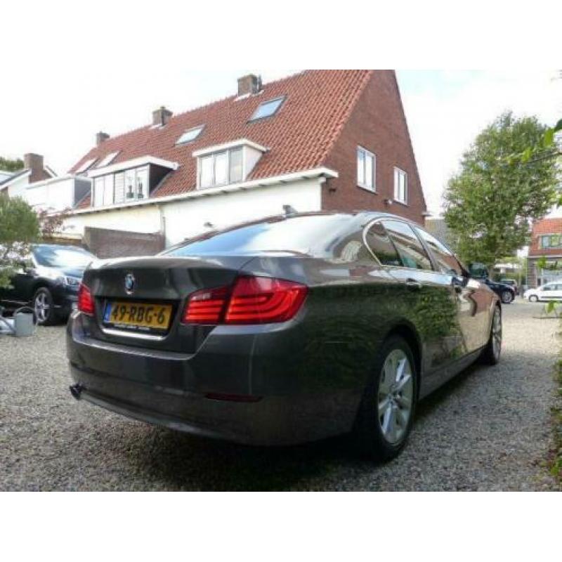 BMW 5-serie 523i High Executive
