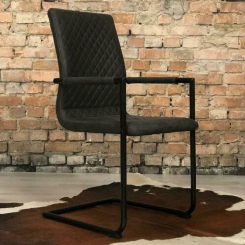 Mooie Italiaanse Design Stoel 50% KORTING NEW