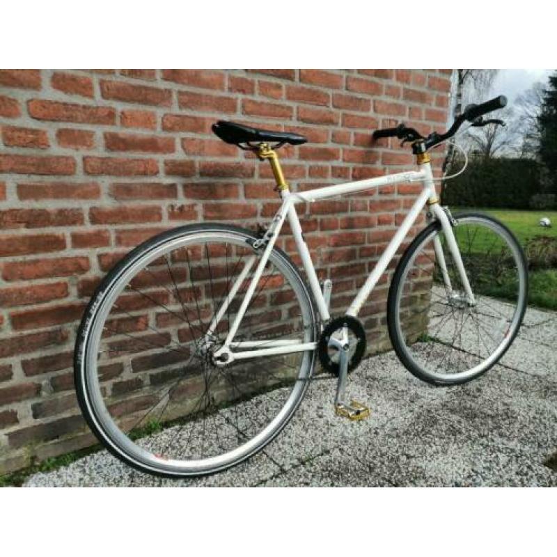 Atlas Python single speed/fixie bike M/L
