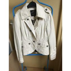 Super mooi beige jasje van Steps (Maat 36)