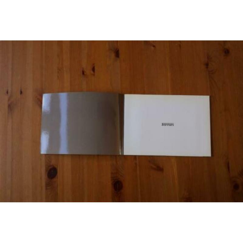 Brochure Ferrari Mondial T