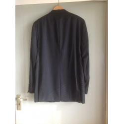 Donkerblauw met krijtstreep kostuum maat 102