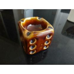 asbak, Brugerolle cognac, bruin, dobbelsteen, 6,5 x 6,5 cm