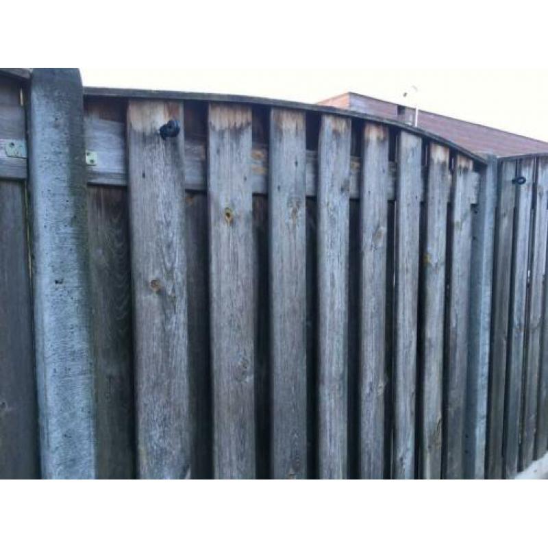 Luxe schutting Beton Hout combinatie +- 21 meter 21m