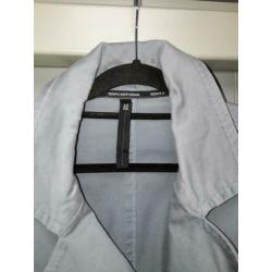 Trenchcoat 10DAYS. Twee stuks. Antraciet en petrolblauw.