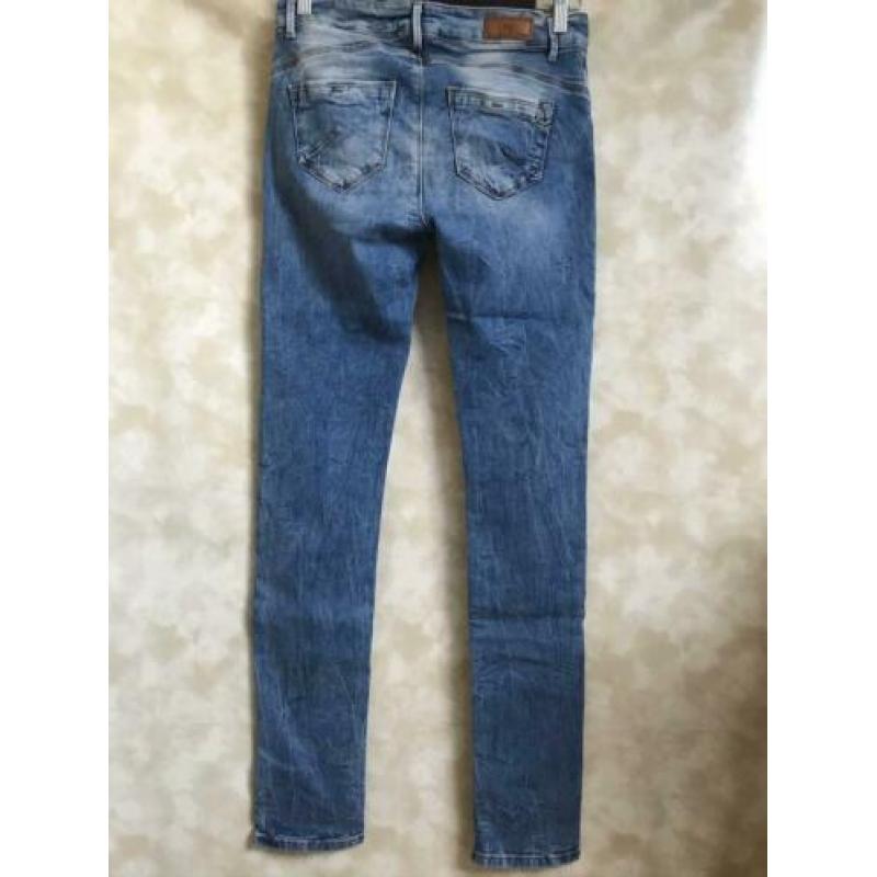 Ltb jeans Freyda slim fit (Maat 28/32)