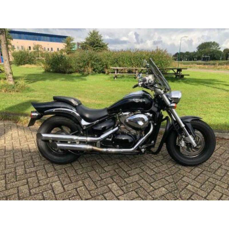 suzuki m800 intruder bj 2006 10600km is nieuw staat!
