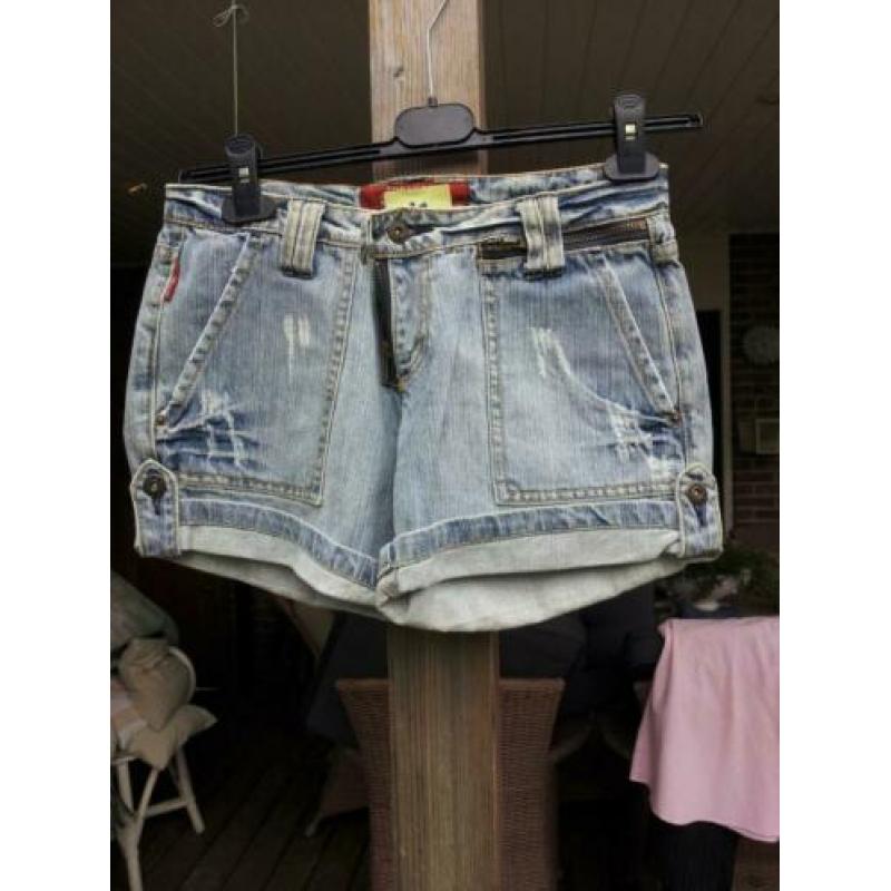 Forecast korte broek jeans maat S (P19) NIEUW