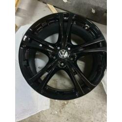 Volkswagen Golf GT R-Line velgen 18"