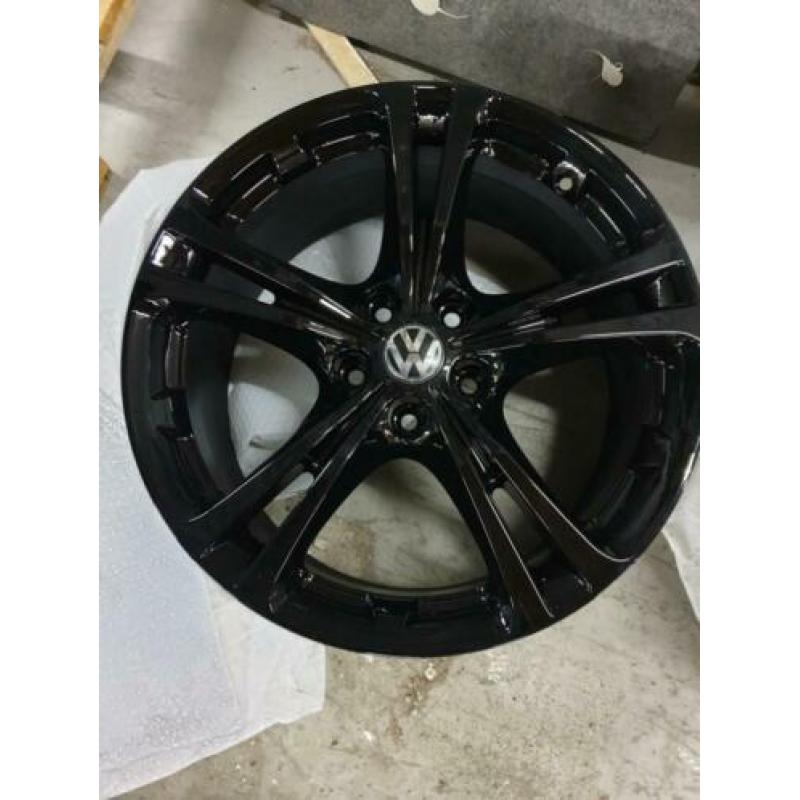 Volkswagen Golf GT R-Line velgen 18"