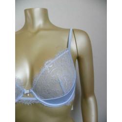 Nieuw setje van Lingadore, bh maat 70D en string maat S