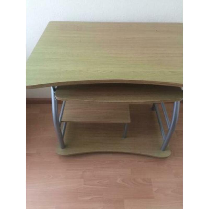 Bureaus tafel eiken kleur