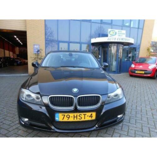 BMW 3-serie 318i Executive zwartmet.2009 facelift model 17in