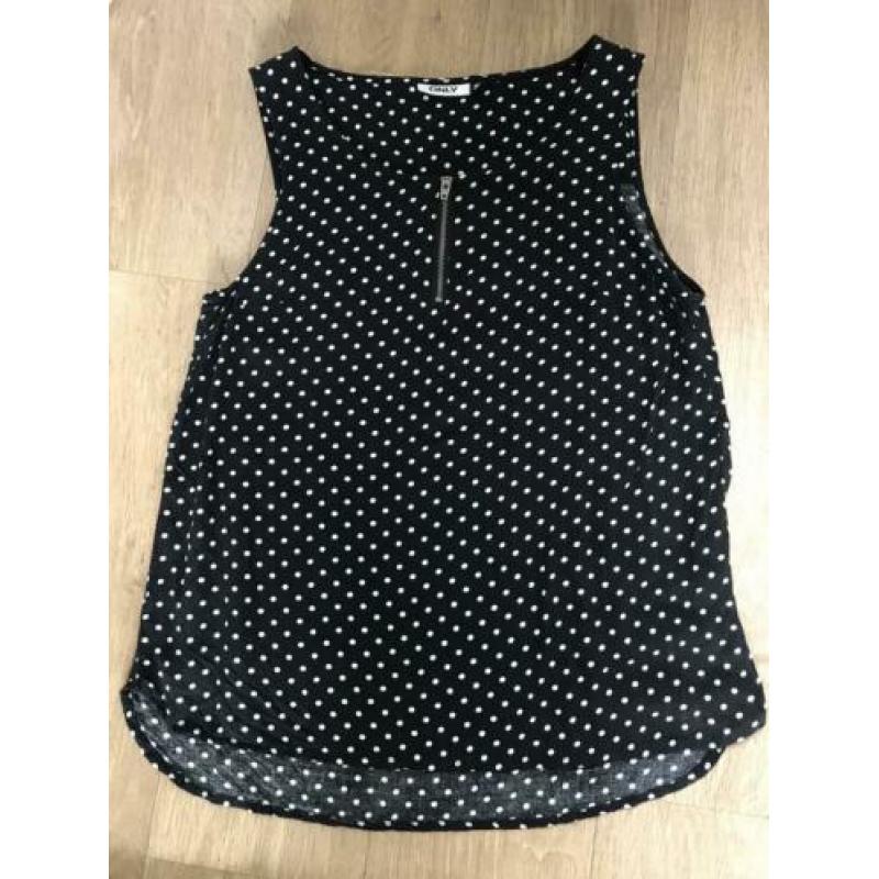 Twee tops Only maat 36 -top Only stippen/polkadot + tropisch