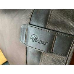 Lowepro Classified 200 AW schoudertas