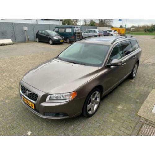 Volvo V70 2.4 D5 185 pk AUT 2008 Grijs leer trekhaak elek da