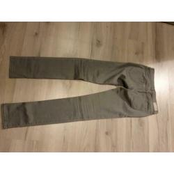 Diesel livier maat 28 lengte 32