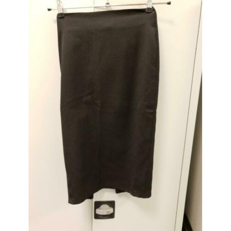 Zwarte kokerrok met rits maat S/M