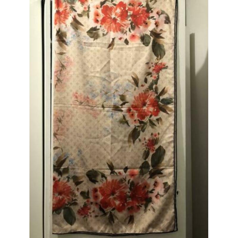 Louis Vuitton dames sjaal flowerprint