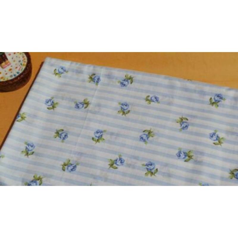 128) 150x100cm Katoenen Stof Blauwe Rozen en Strepen