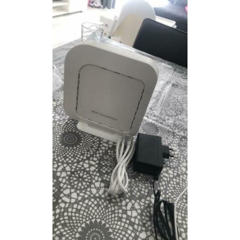 KPN arcadyan WiFi versterker (ongebruikt+toebehoren)