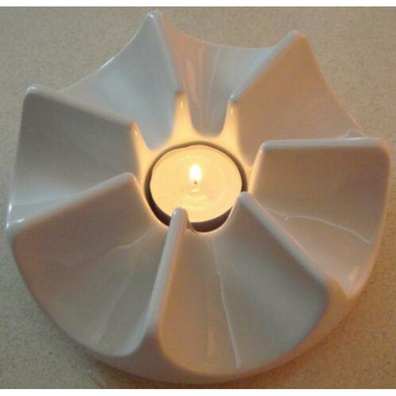 witte vintage porseleinen Arzberg Germany theelicht € 3,75