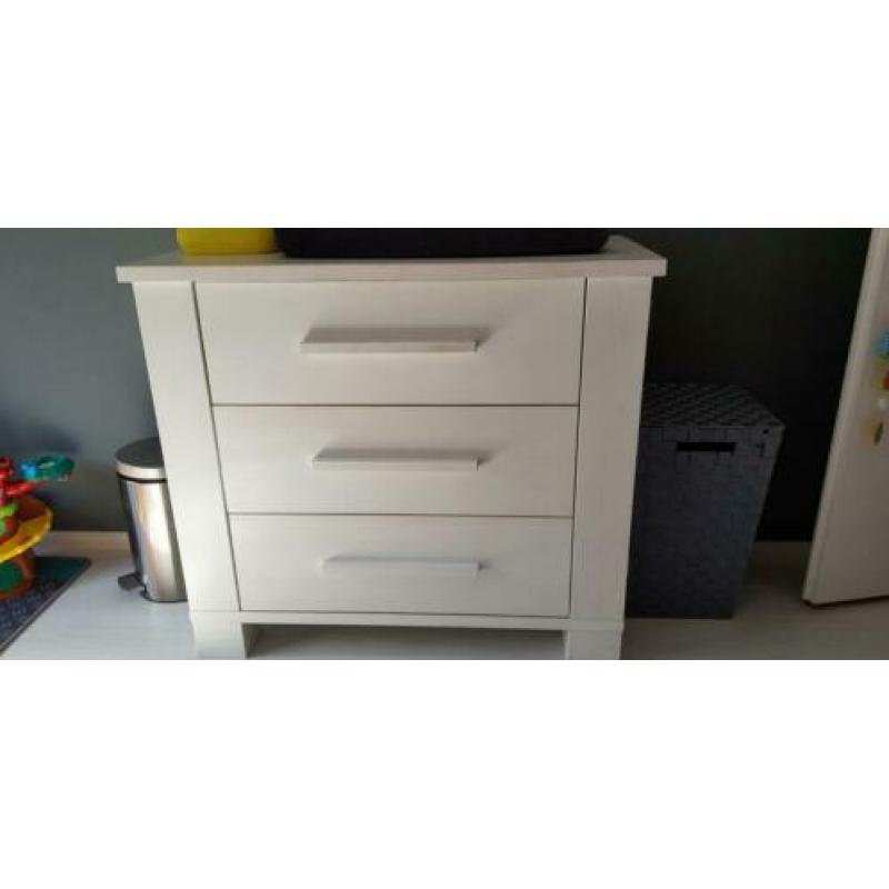 Complete babykamer bopita white wash (kast,commode,ledikant)