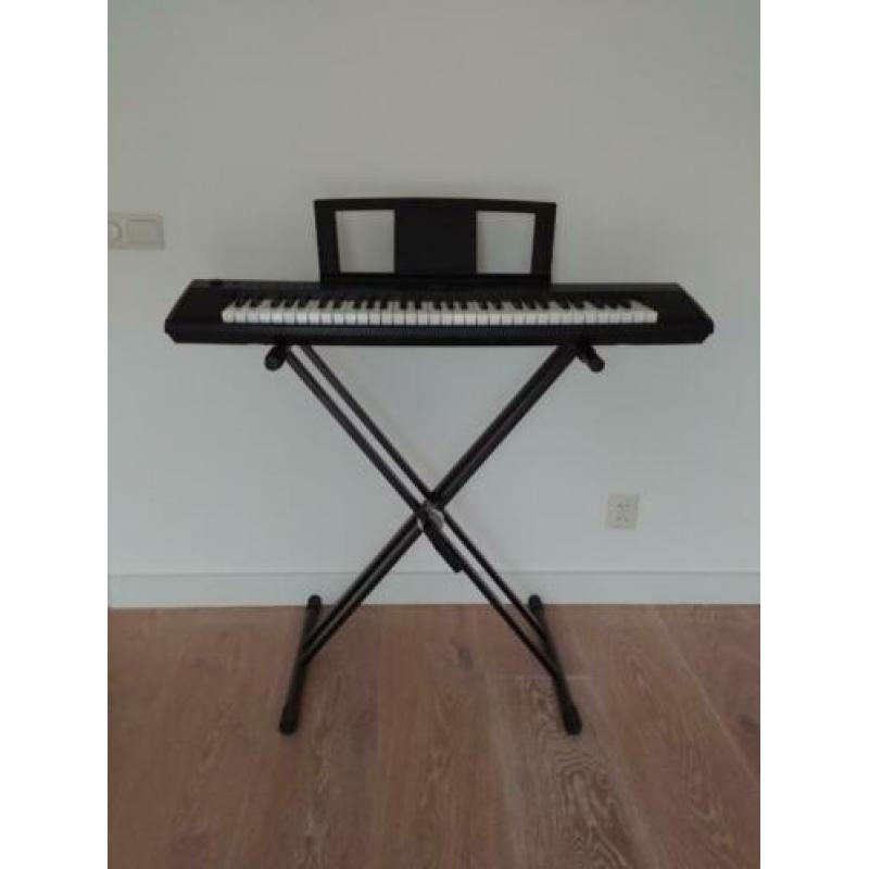 Keyboard Yamaha Piaggero NP-11 incl. verstelbare standaard
