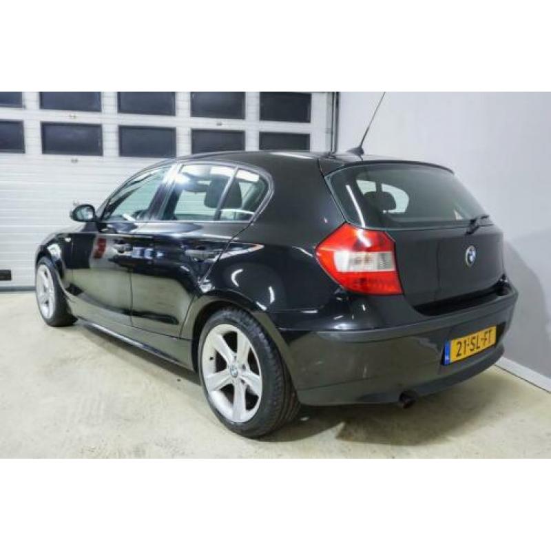 BMW 1-serie 118d Business Line AIRCO 5 deurs APK nieuw