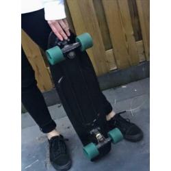 Penny skateboard, zwart met blauw, goede staat