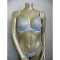 Nieuw setje van Lingadore, bh maat 70D en string maat S