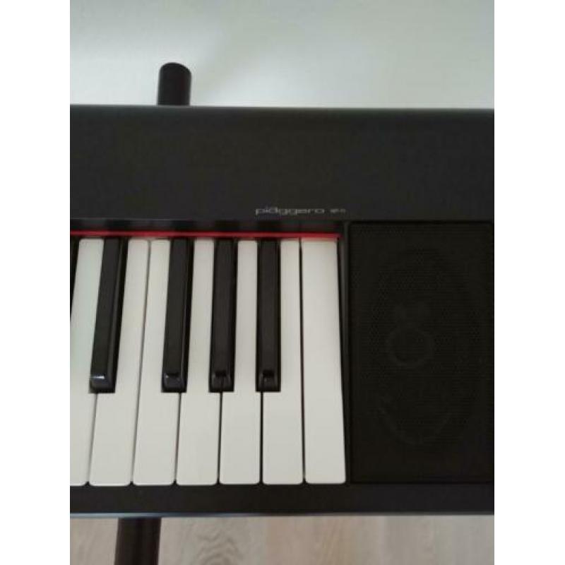Keyboard Yamaha Piaggero NP-11 incl. verstelbare standaard