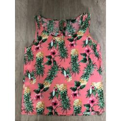 Twee tops Only maat 36 -top Only stippen/polkadot + tropisch