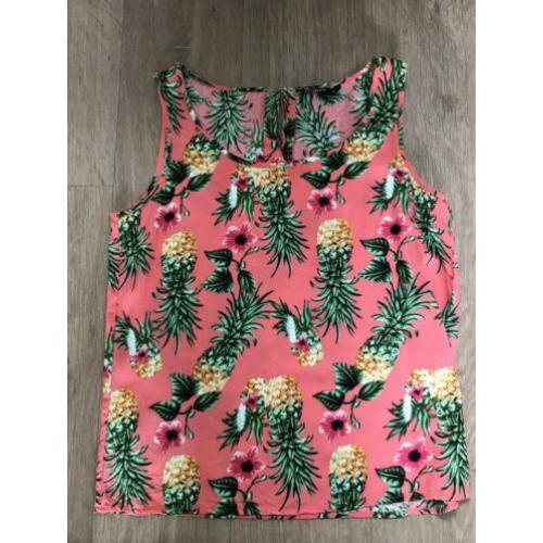 Twee tops Only maat 36 -top Only stippen/polkadot + tropisch