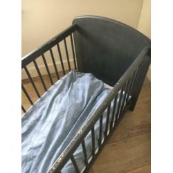 Complete babykamer commode, kast, ledikant