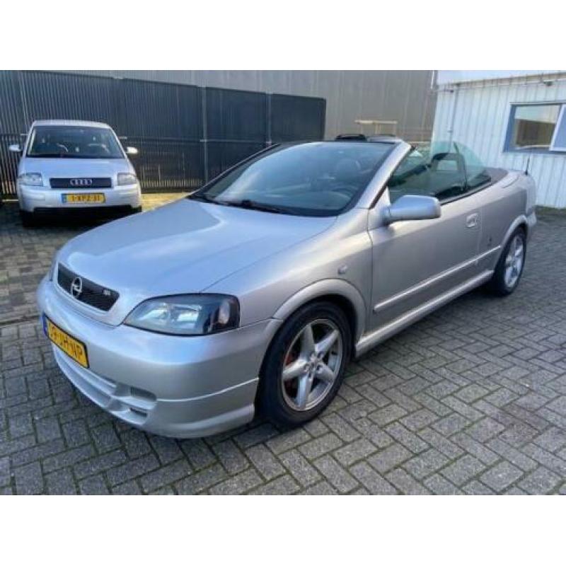 Opel Astra Cabriolet 2.2-16V
