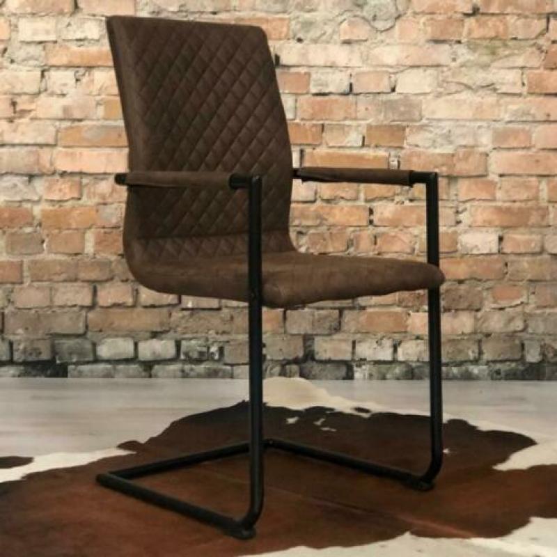 Mooie Italiaanse Design Stoel 50% KORTING NEW
