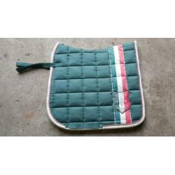 Eskadron seapine green big squere full dressuur dekje.