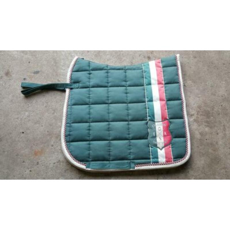 Eskadron seapine green big squere full dressuur dekje.