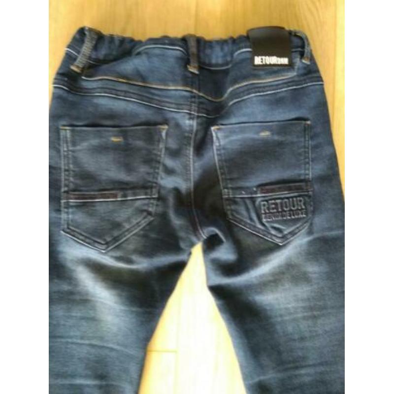 Vrijwel nieuwe skinny Retour jeans, maat 164