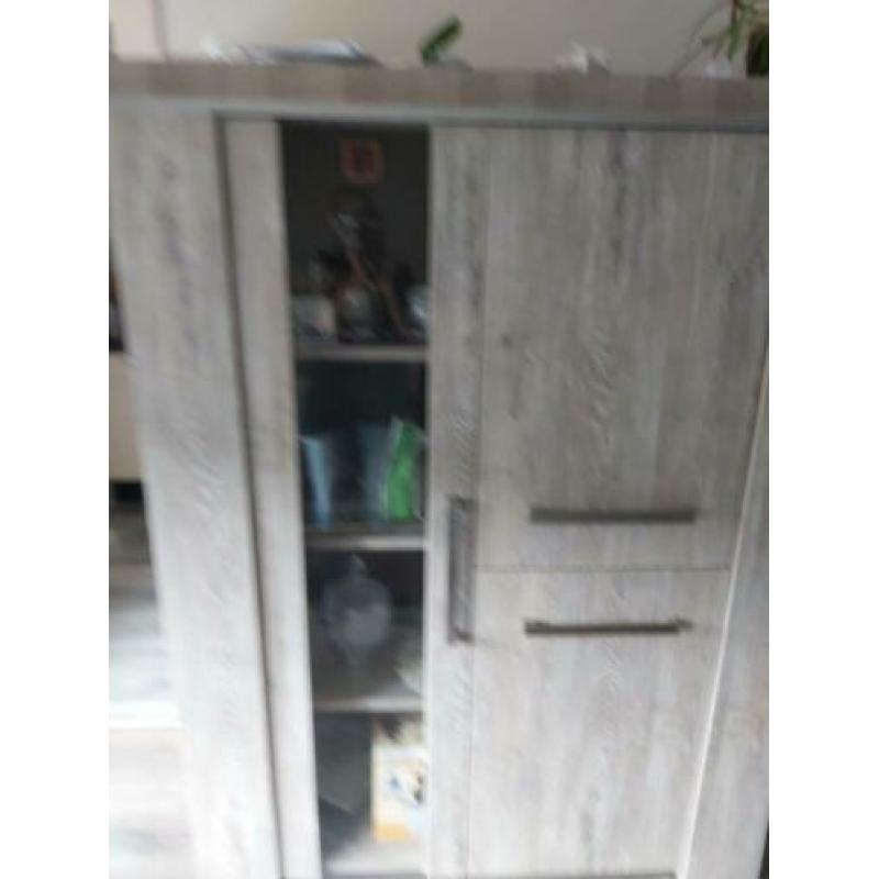 complete inboedel goede kwaliteit 750.00