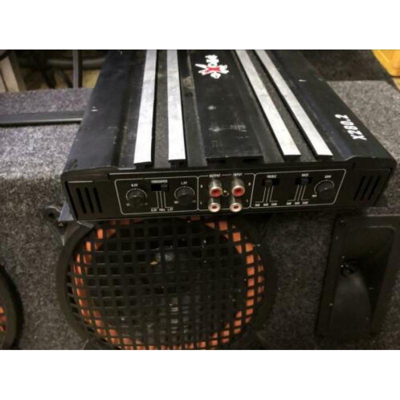 X CALIBER versterker met boombox