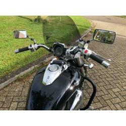 suzuki m800 intruder bj 2006 10600km is nieuw staat!