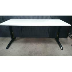 Kantine tafels werktafels bureautafels