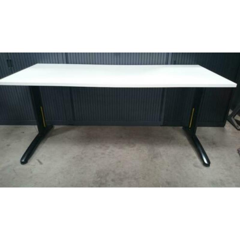 Kantine tafels werktafels bureautafels