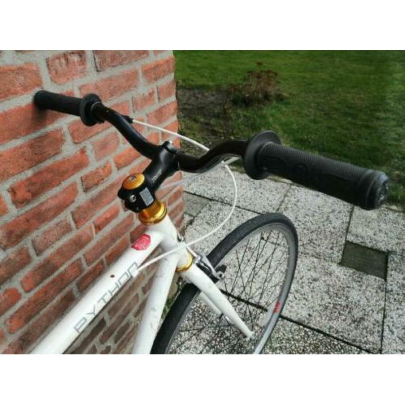 Atlas Python single speed/fixie bike M/L