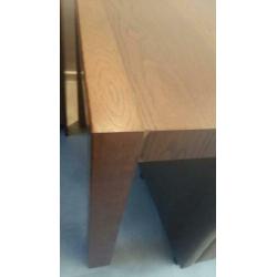 Eettafel. 200 bij 90 cm