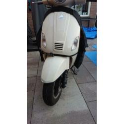 Beenkleed Scooter Tucano Urbano.